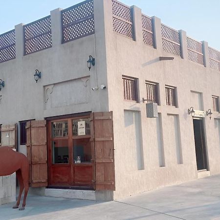 Heritage Home Guest House Dubai Bagian luar foto